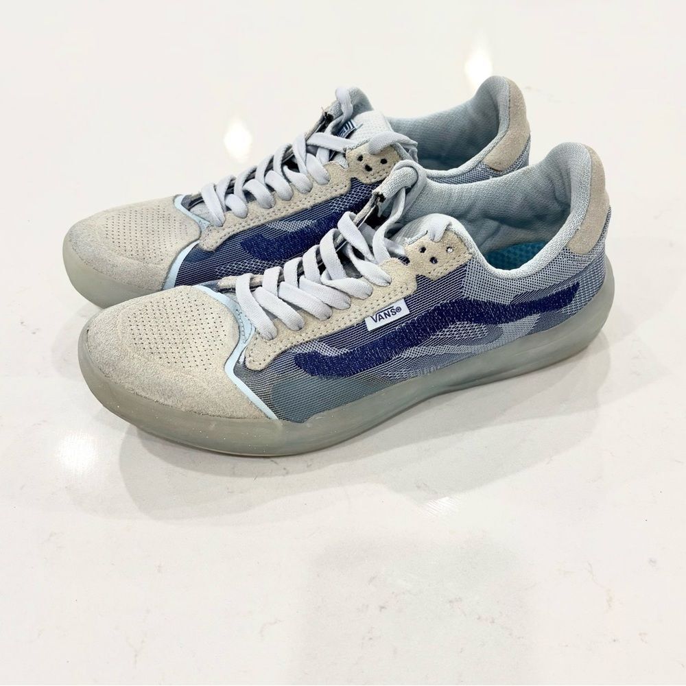 Vans EVDNT UltimateWaffle - Delicate
Blue (Translucent) - Men's 7.0/
Women's 8.5